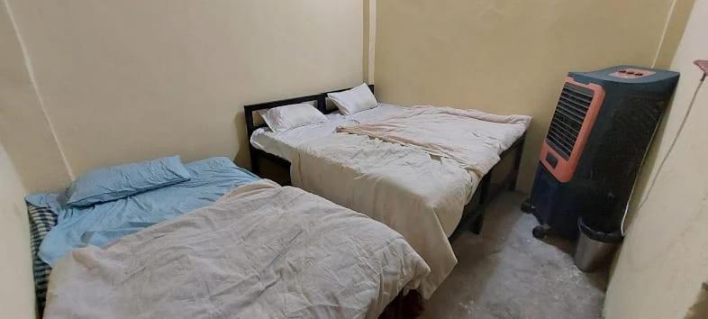 Shree Kashi Govardhan Dham Hotel Ujjain Eksteriør billede